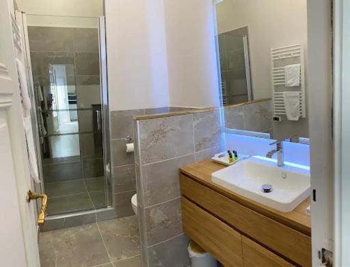 Appartement Elegant Au Coeur De กาบูร์ก ภายนอก รูปภาพ