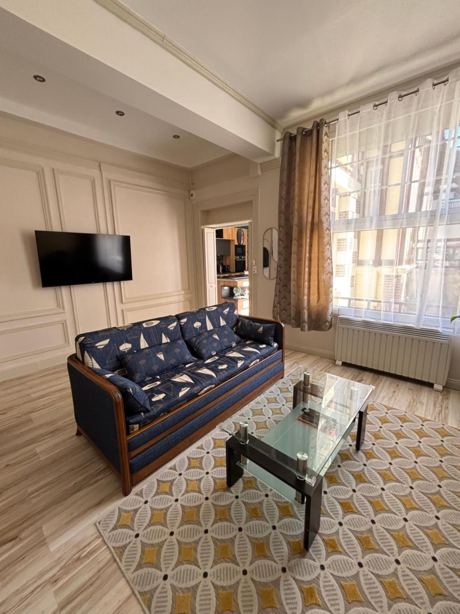 Appartement Elegant Au Coeur De กาบูร์ก ภายนอก รูปภาพ